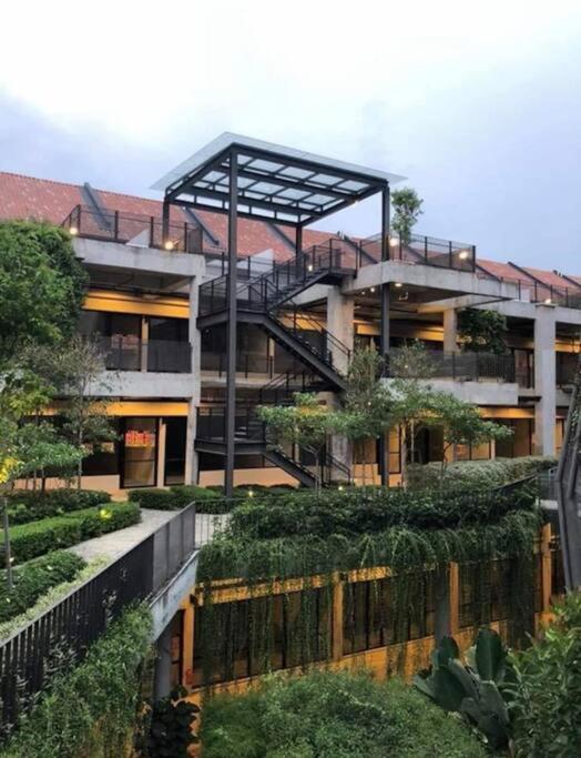 Tamarind Suite Cyberjaya 2-10Pax Duplex Exterior foto